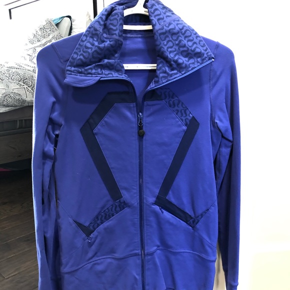 lululemon athletica Other - lululemon origami jacket  sz 6
